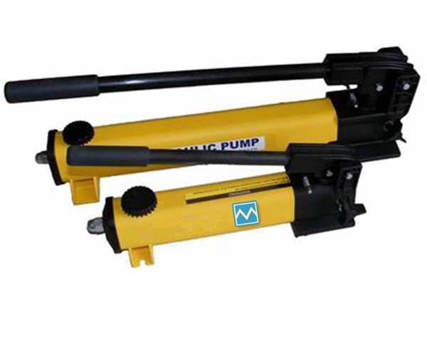 超高(gao)壓手動液壓泵-1.jpg